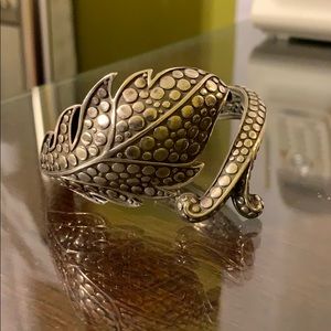 John Hardy Dot Leaf Cuff
